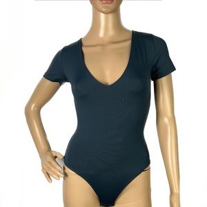 NEW HOUSE OF HARLOW 1960 TEAL SHORT SLEEVE BODYSUIT